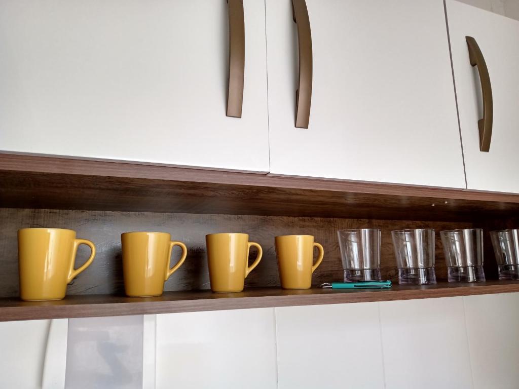  Apartamento inteiro PÉ NA AREIA