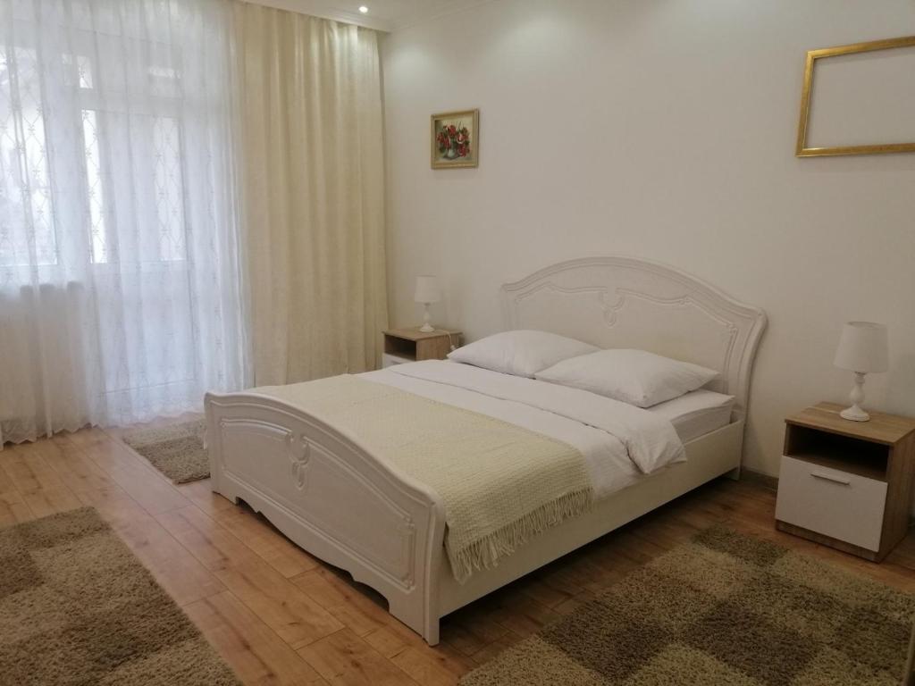 Imagen de la galería de Lux Apartment in the City Center, en Mukácheve