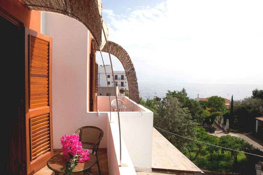Balkón nebo terasa v ubytování Residence Hotel Baia Portinenti