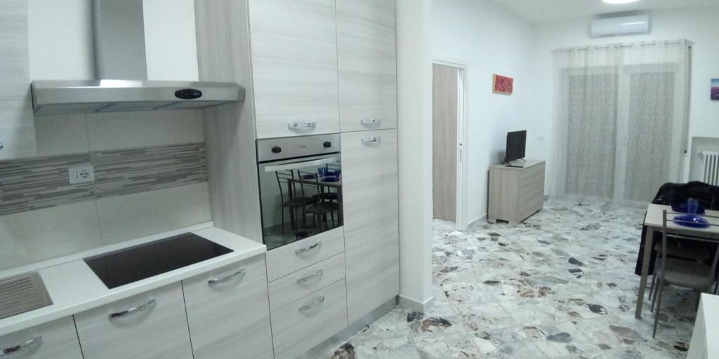 Kuchyňa alebo kuchynka v ubytovaní Station suite