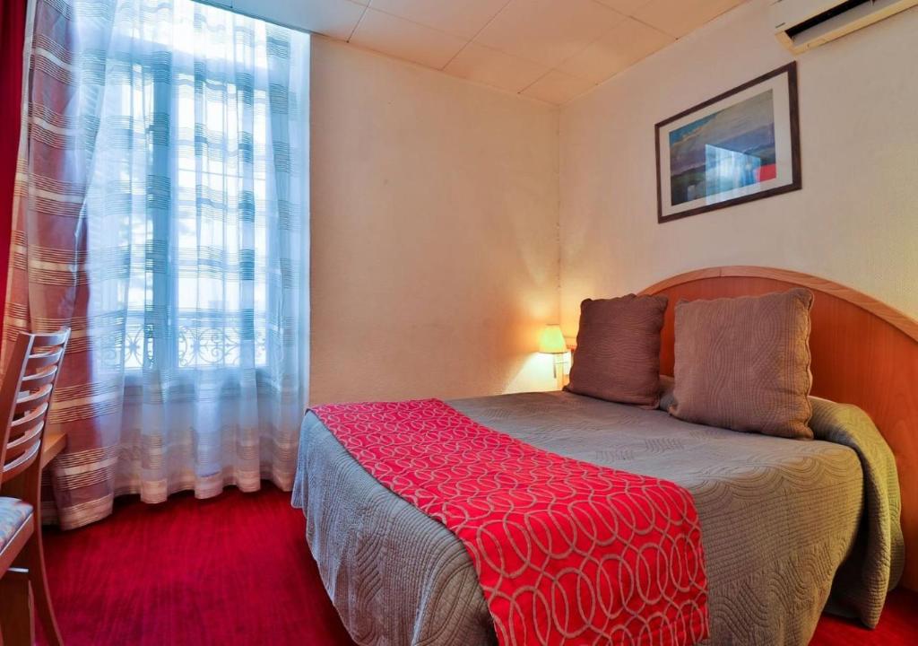 Hôtel restaurant Oasis - Resim 15