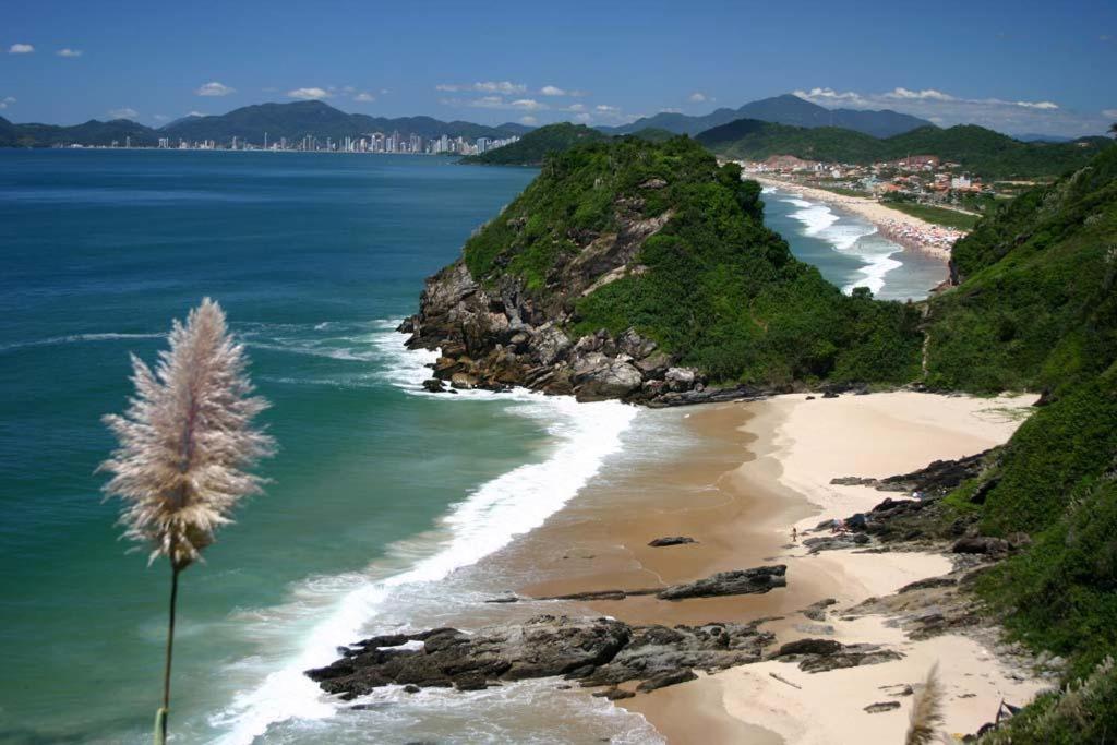  Lindíssimo frente mar 3 Quartos