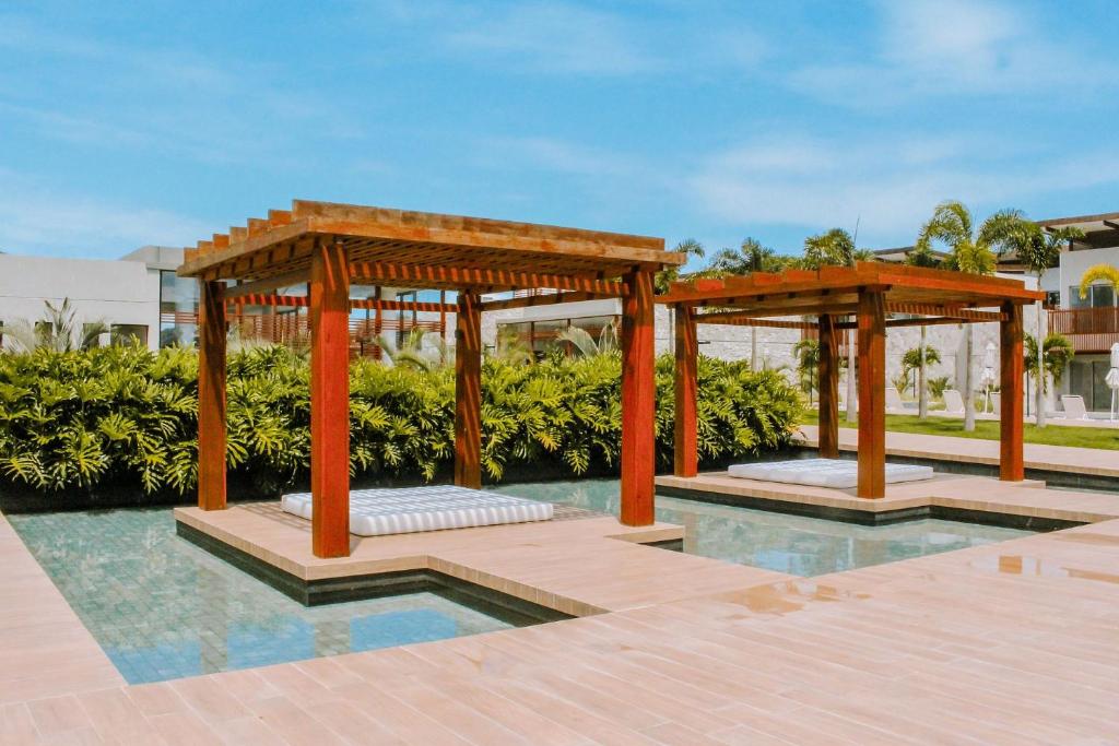  Qavi - Île de Pipa - Flat com piscina privativa #105A