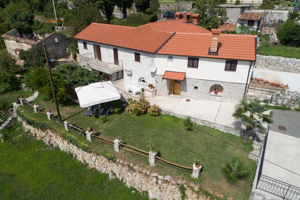 Budynek, w którym mieści się apartament
