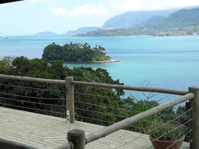  Bela casa em ilha bela
