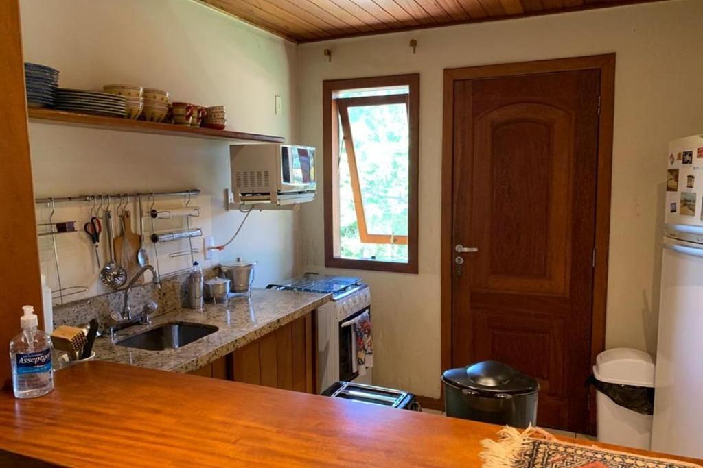  Linda casinha de campo em Miguel Pereira