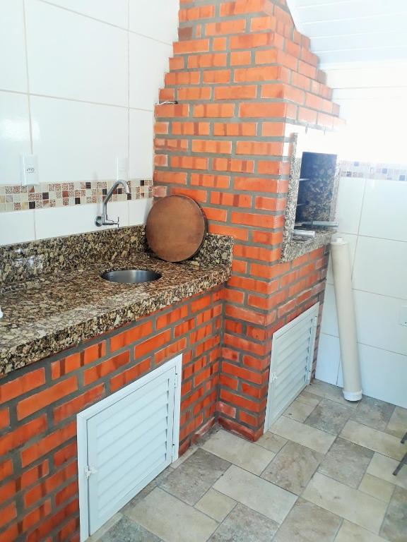  Apartamento em Residencial no Centro de Bombinhas - 1 Vaga de Garagem