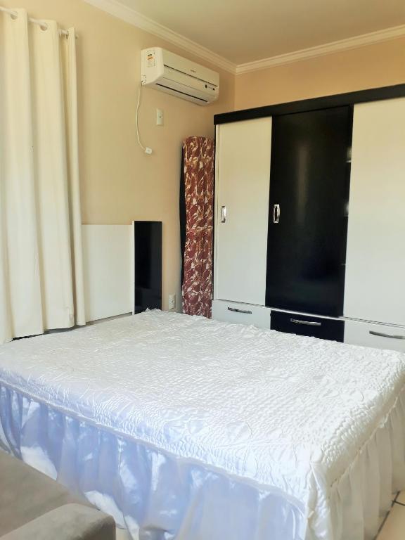  Apartamento em Residencial no Centro de Bombinhas - 1 Vaga de Garagem