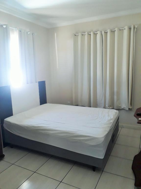  Apartamento em Residencial no Centro de Bombinhas - 1 Vaga de Garagem