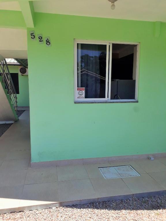  Apartamento em Residencial no Centro de Bombinhas - 1 Vaga de Garagem