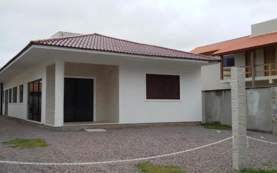 Bangunan di mana terletaknya rumah percutian