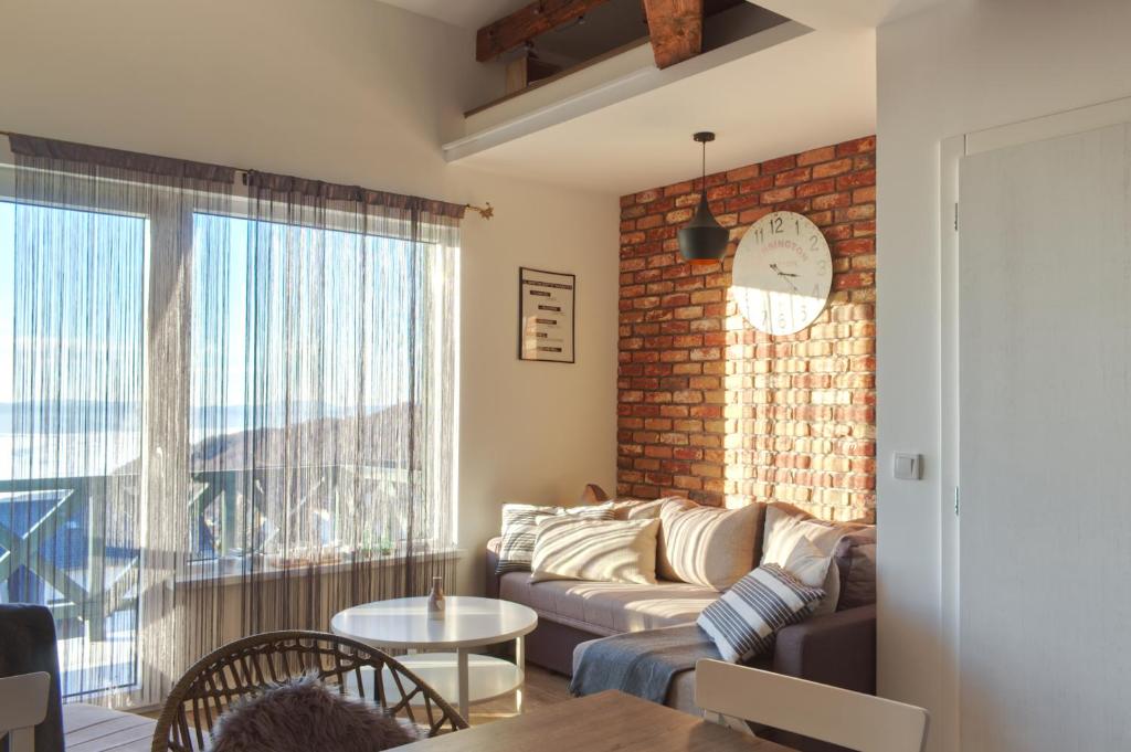 Un lugar para sentarse en ATTIC 7