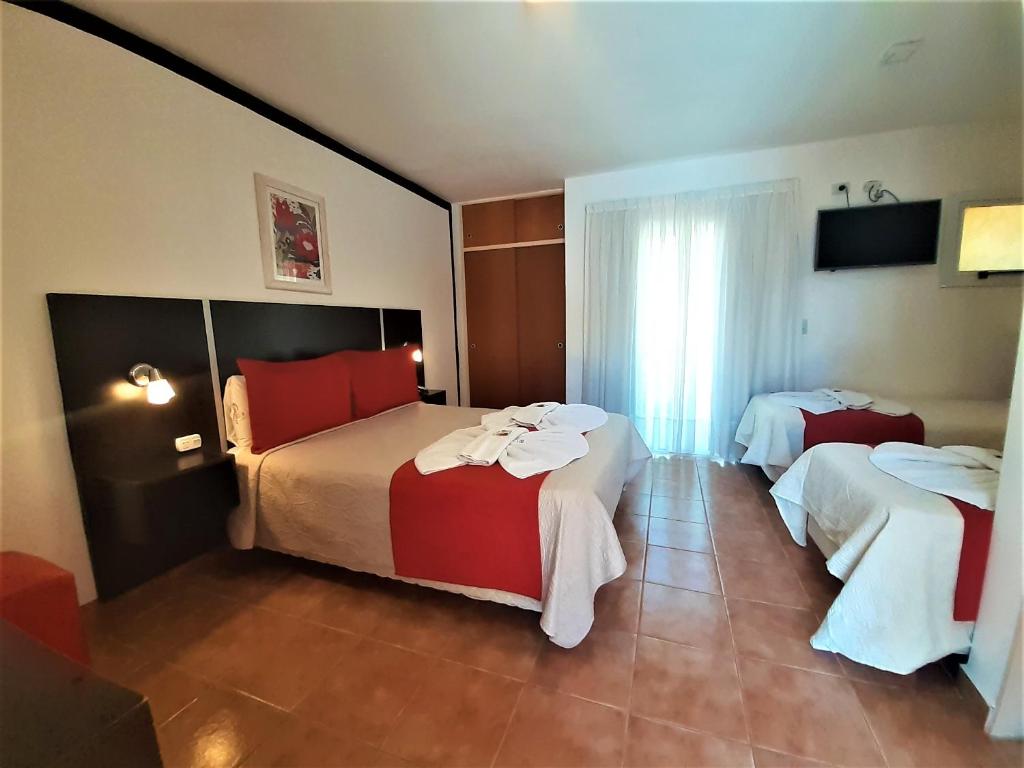 Hosteria Aguaribay - Viervoudige Kamer