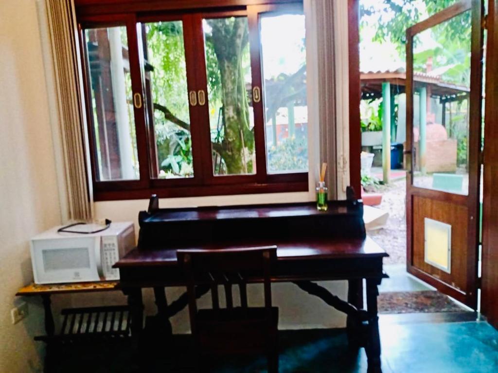  Suíte com Ar + frigobar+ Tv Sky