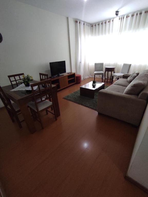  Apartamento Gonzaga Santos