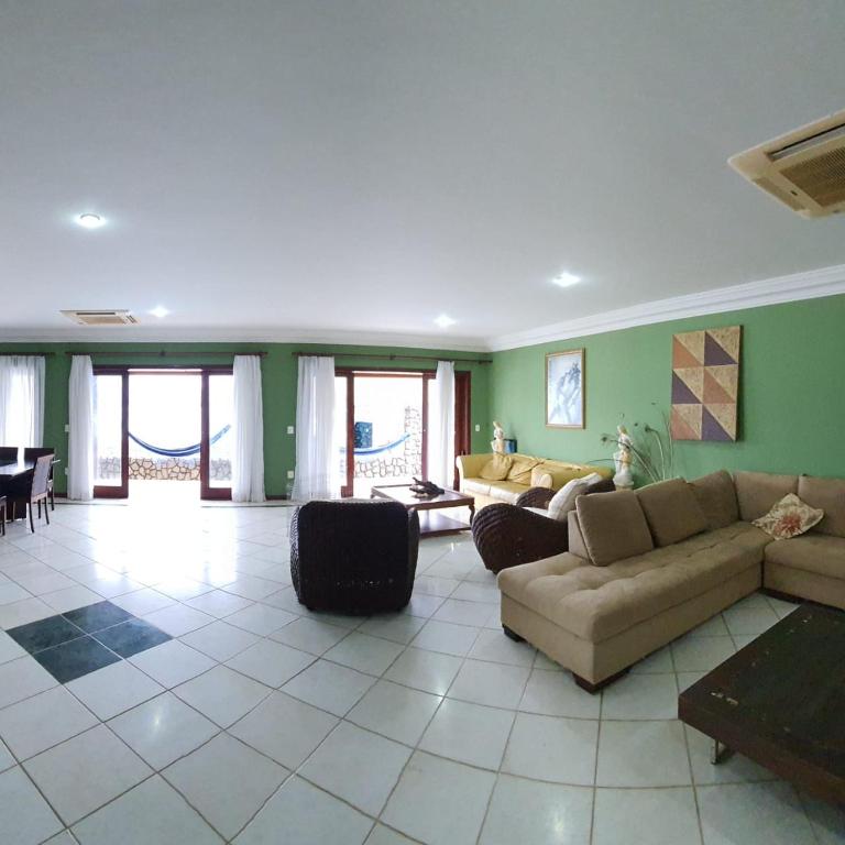  CASA AMARELA A BEIRA-MAR.