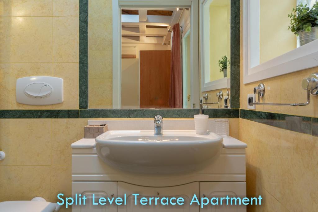Santo Stefano Apartments - BolognaRooms - Deluxe Appartement - Gesplitst Niveau