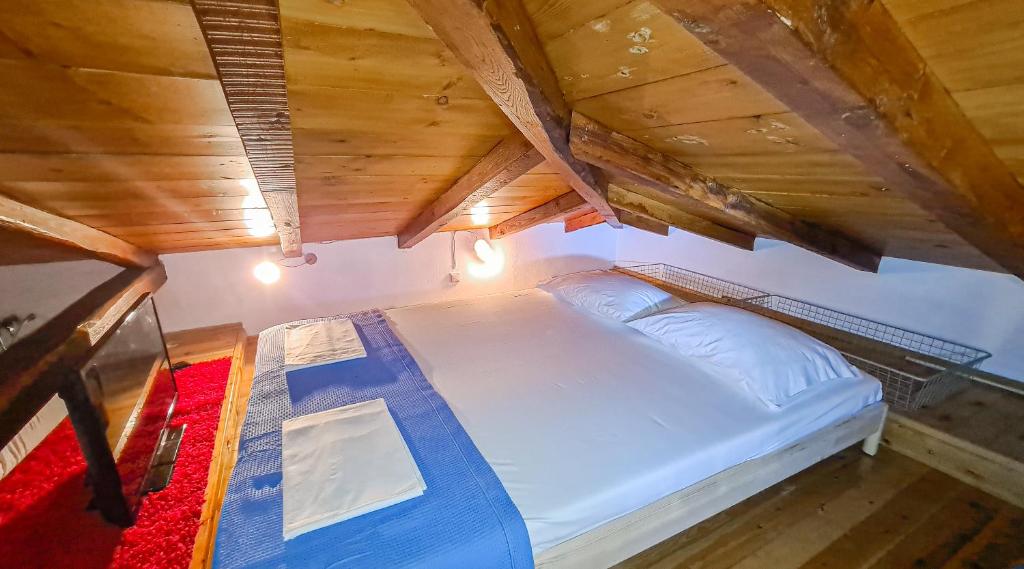 Postel nebo postele na pokoji v ubytování Captain's Villa