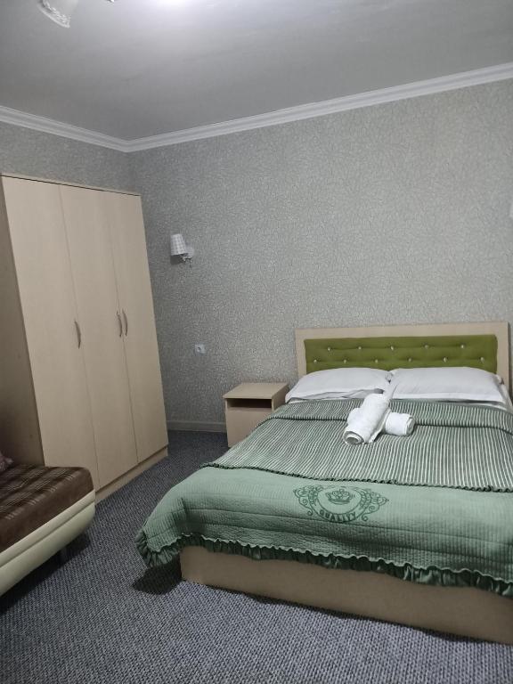 Makenty House Astana - Large Double Room