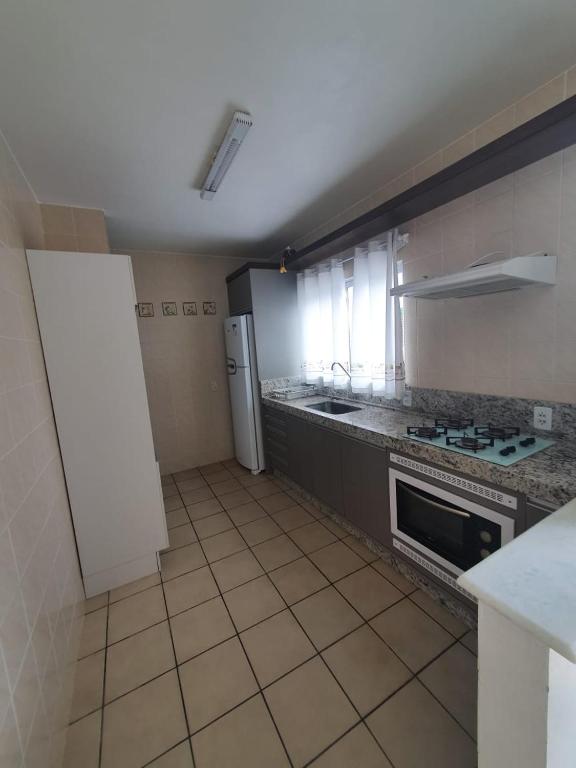  Residencial Dona Maria (APARTAMENTO 01)