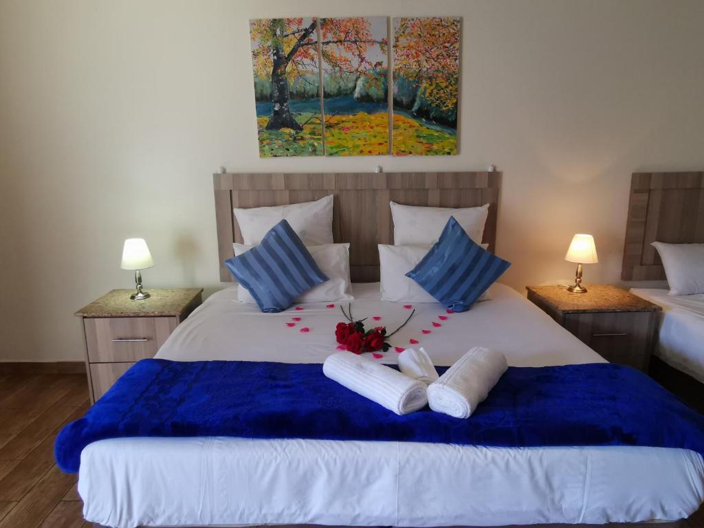 50 Galena Affordable Luxury - Deluxe King Studio