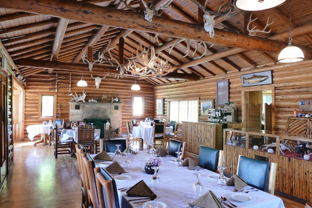Restaurace v ubytování Trail Shop Inn
