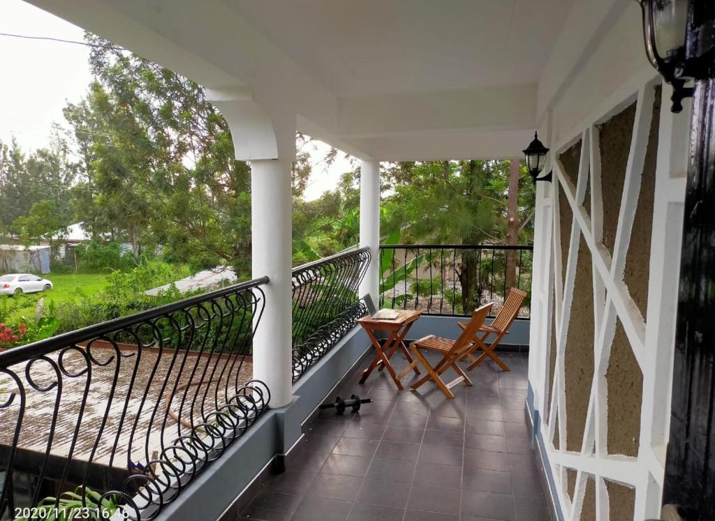 Balkón nebo terasa v ubytování Aryana Furnished Apartment