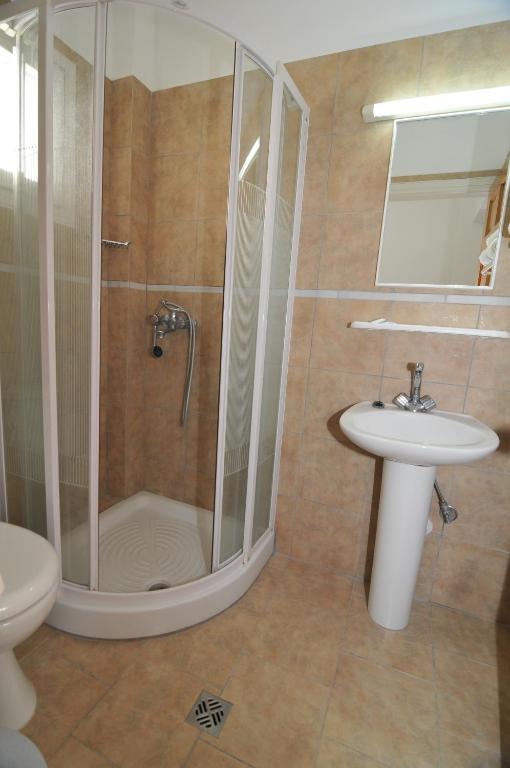 Koupelna v ubytování Fourtounis Hotel