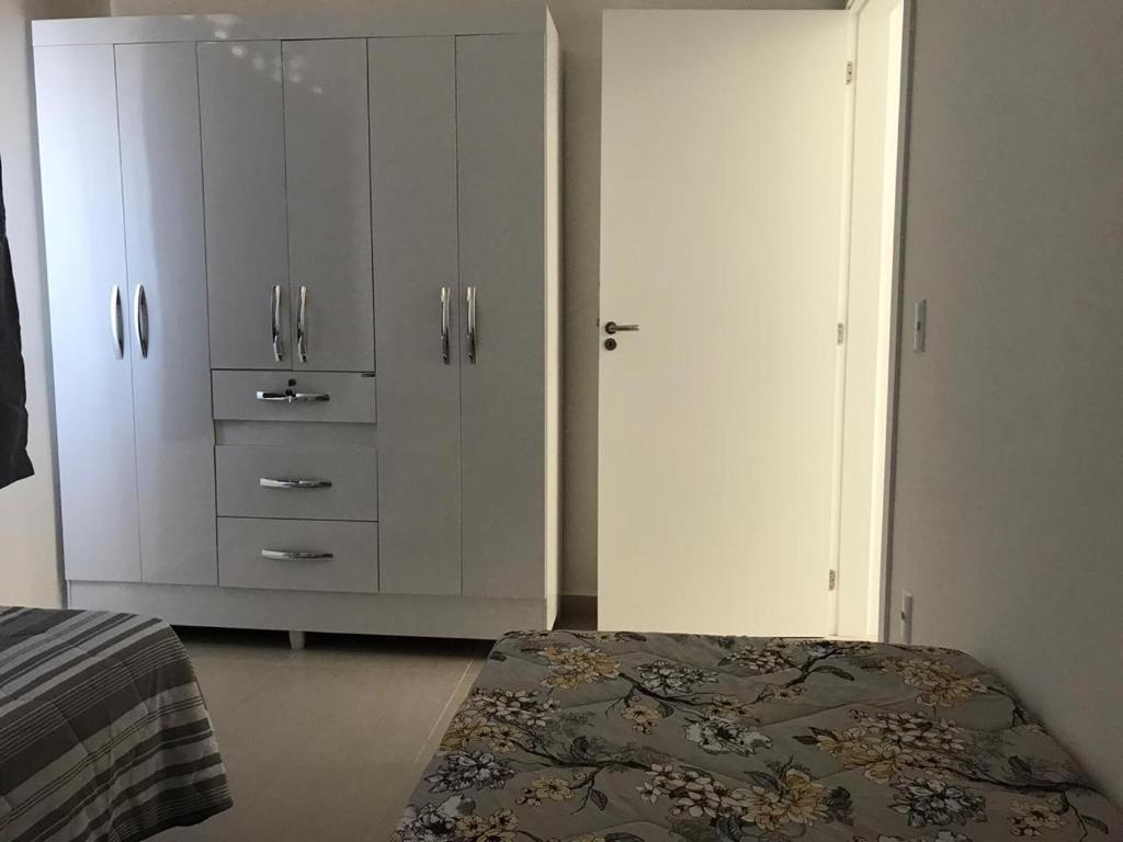  Lindo apto 2 dormitórios para férias em Florianópolis