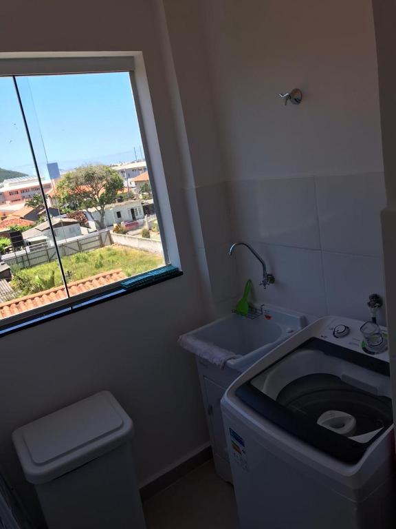  Lindo apto 2 dormitórios para férias em Florianópolis