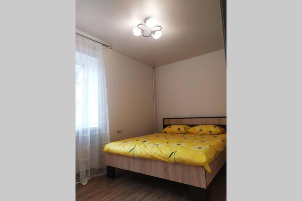 Двокімнатна квартира неподалік центру - Housity