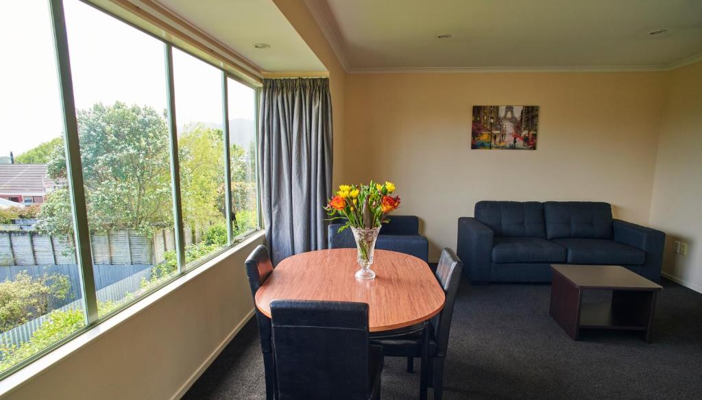 Aachen Place Motel - İki Yatak Odalı Daire