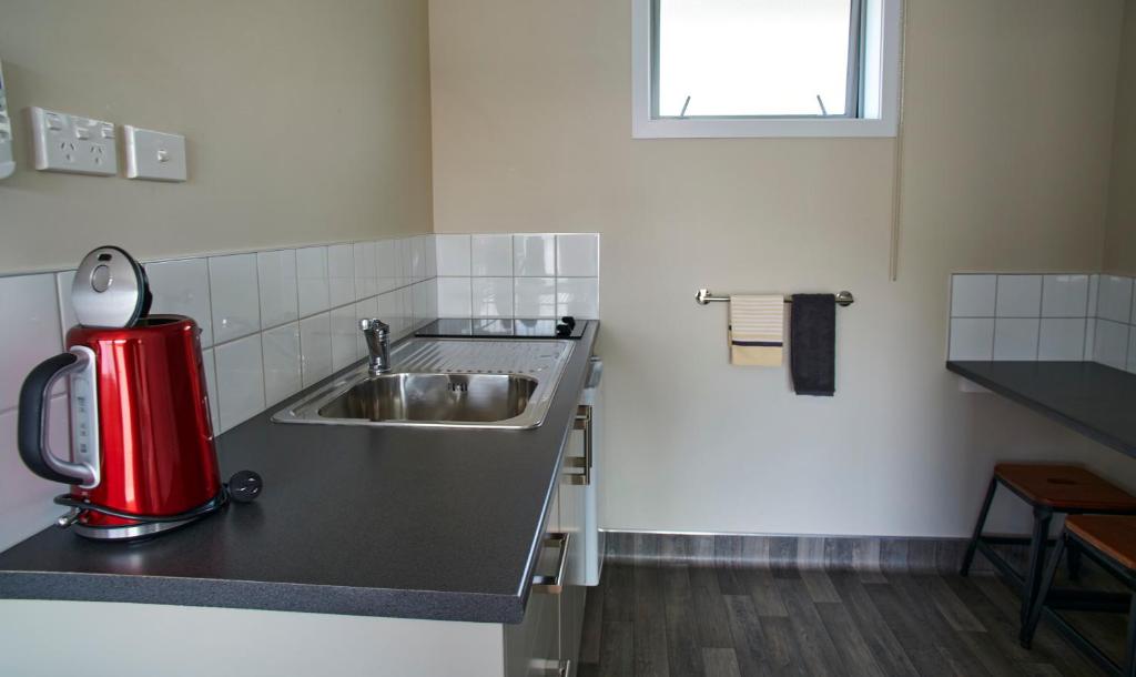Aachen Place Motel - Queen Studio