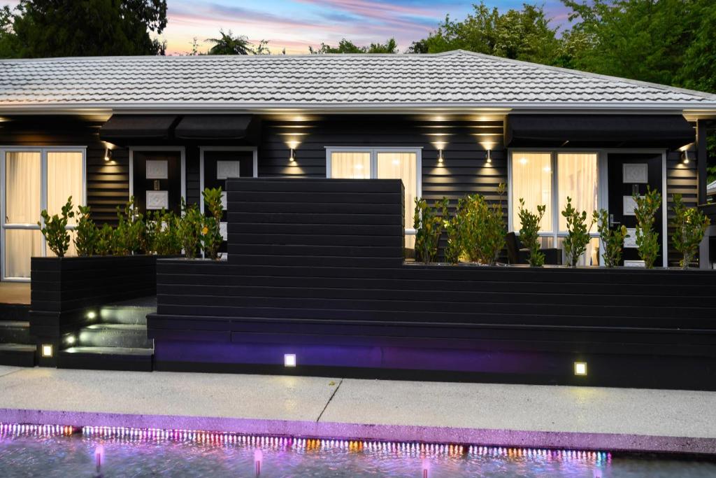 Black Swan Lakeside Boutique Hotel - Resim 9