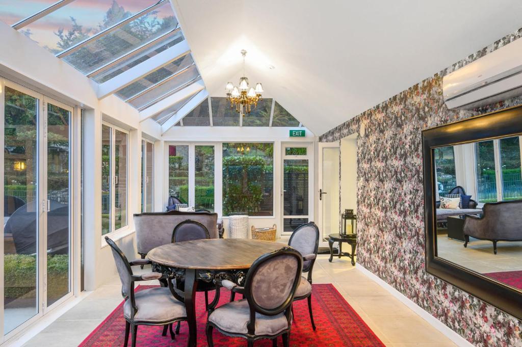 Black Swan Lakeside Boutique Hotel - Resim 16