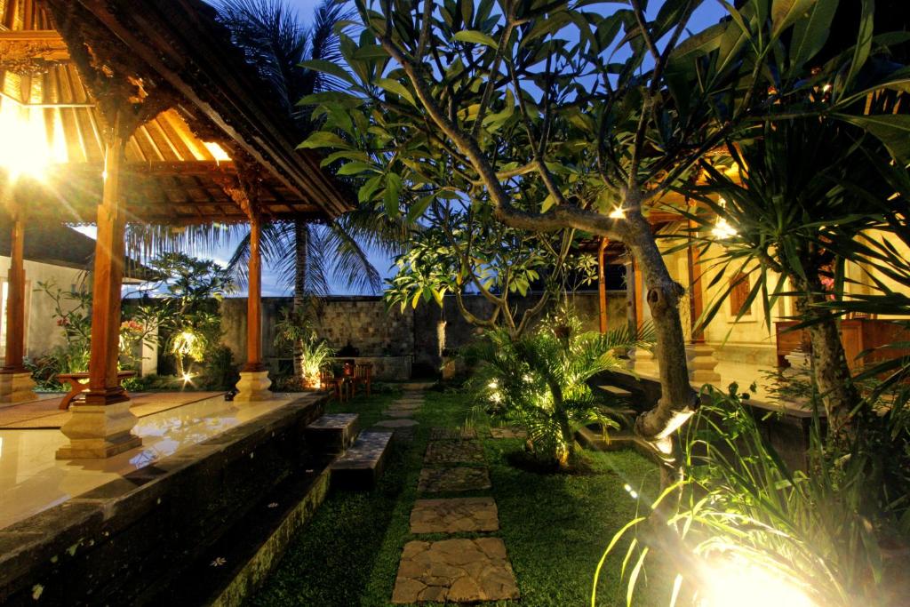 Zahrada ubytování Sari House Ubud - Balinese Style Homestay