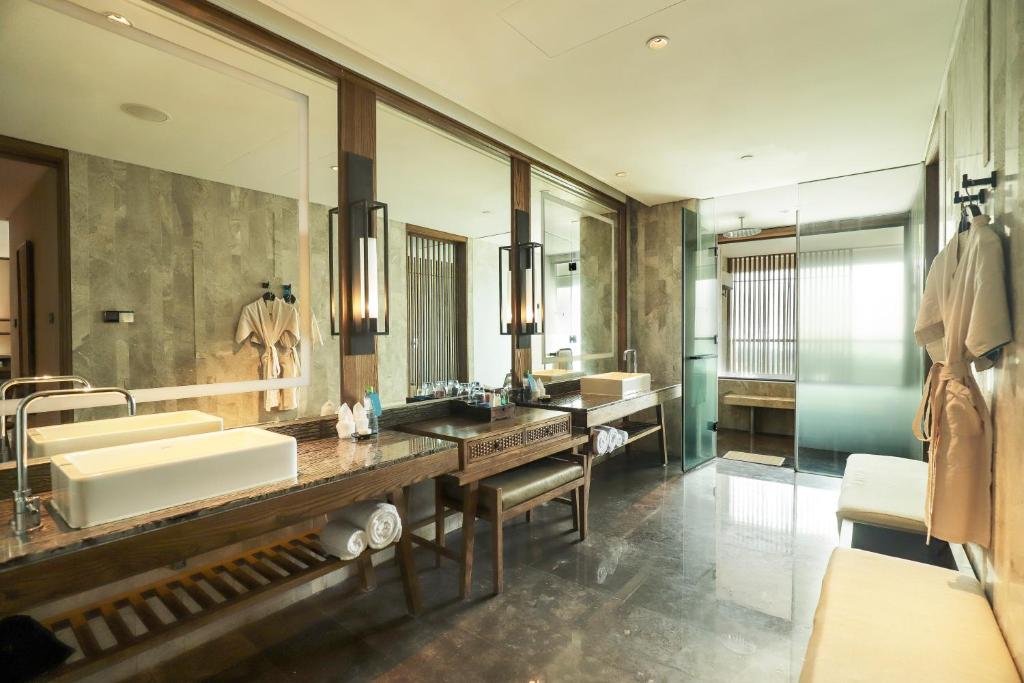 InterContinental Sanya Haitang Bay Resort by IHG - 经典海景高地板国王/双床