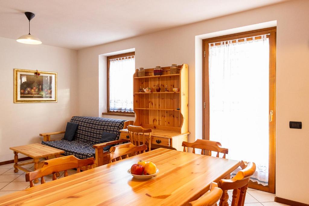 Posedenie v ubytovaní Casa Angelina