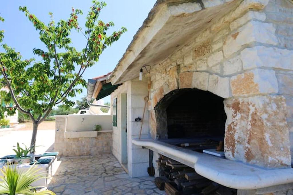 Fotografie z fotogalerie ubytování Charming Villa in Pučišća + Pool v destinaci Pučišća