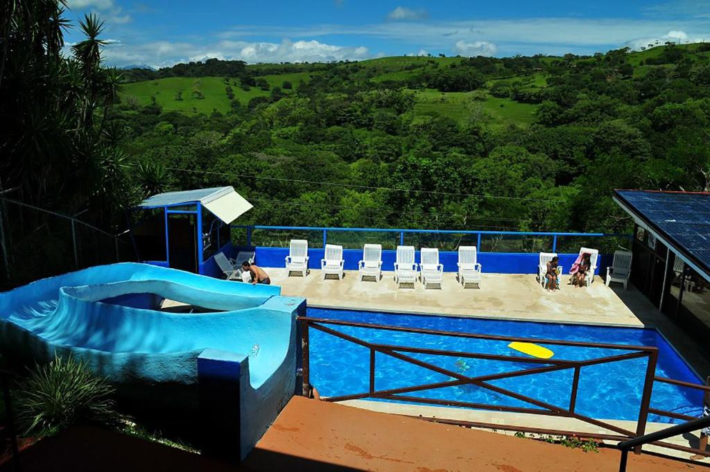 Bazén v ubytování Hotel Cielo Azul Resort nebo v jeho okolí