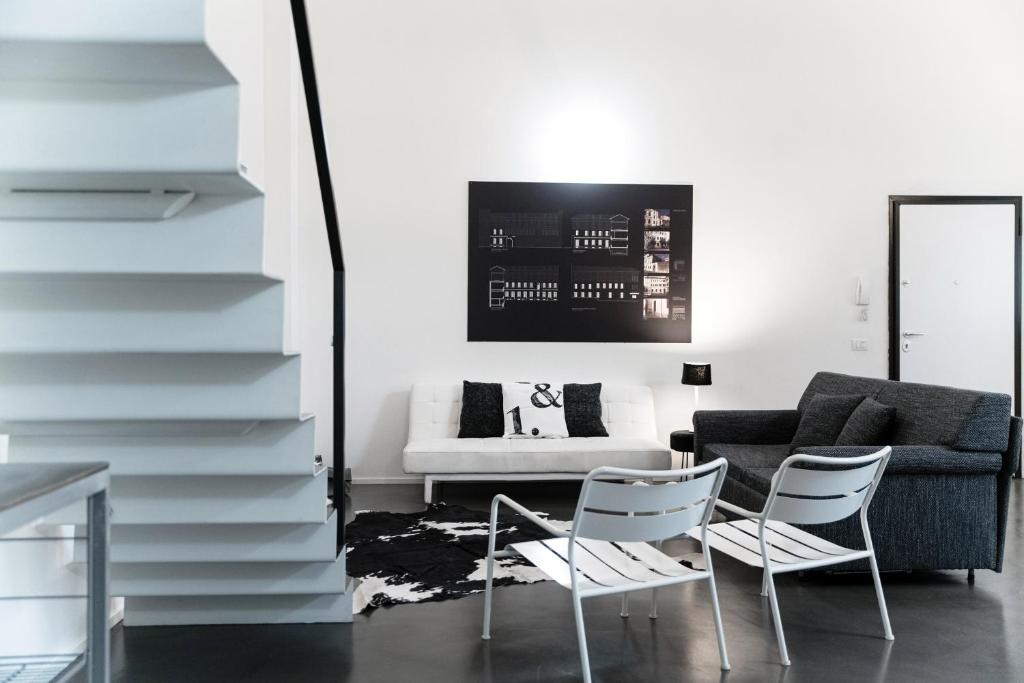 Porta Torre Loft - byMyHomeinComo - Duplex Apartment