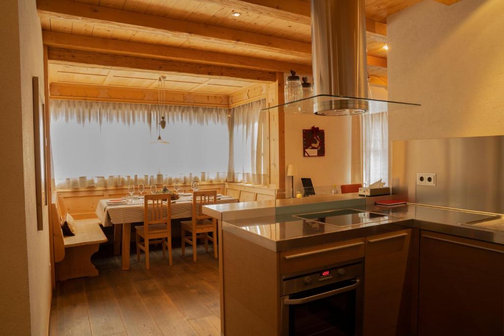 A kitchen or kitchenette at Chalet Corvara
