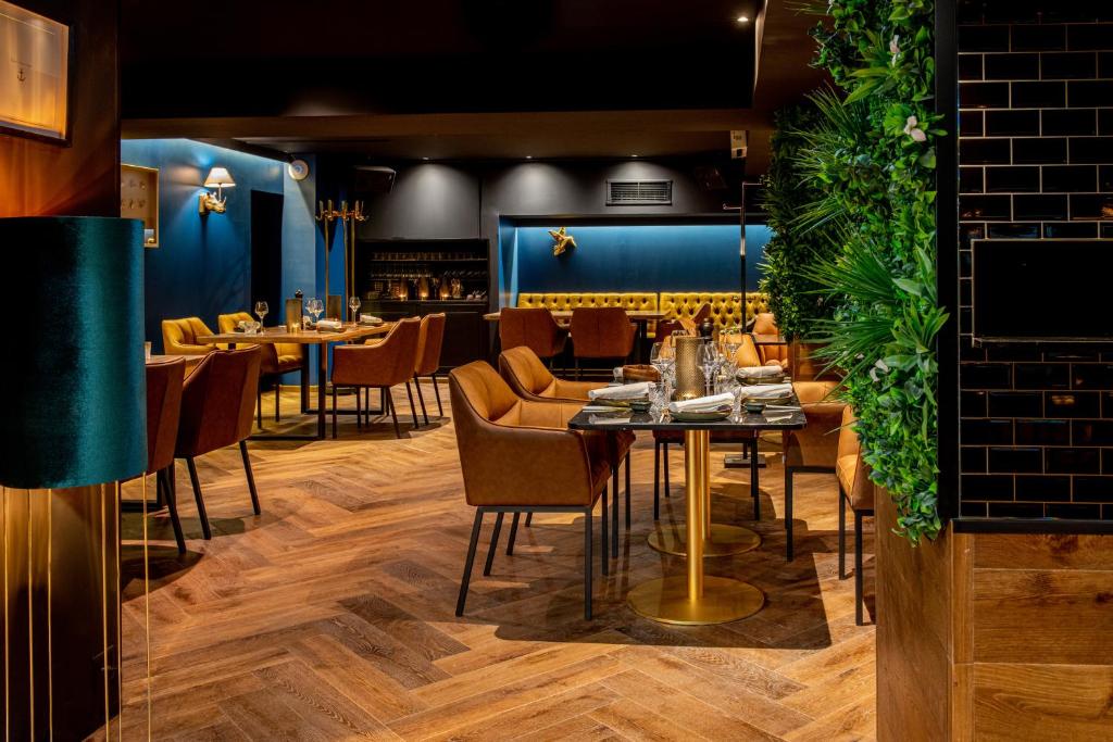 Posezení v ubytování Hotel Bristol Verbier