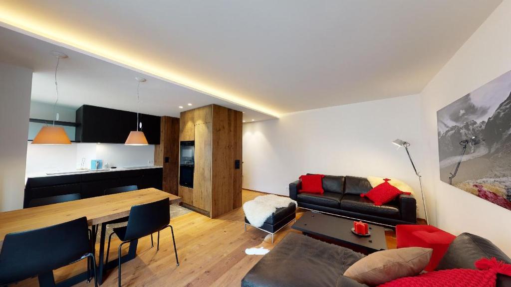 Paravicini 5 - Housity