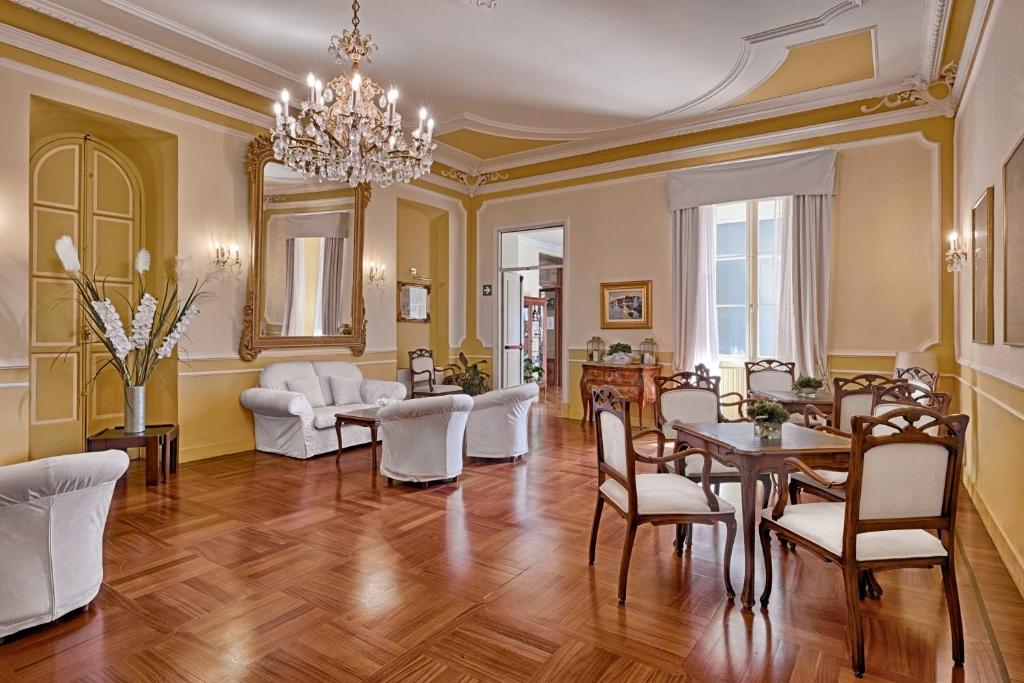 Posezení v ubytování Hotel Paradiso