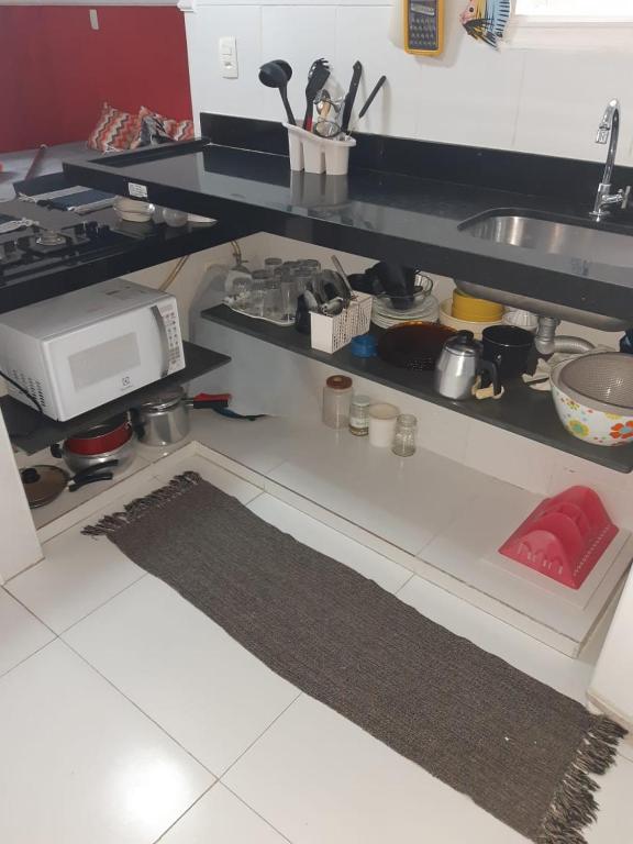  Kitnet em Guarujá - Pitangueiras (sem garagem)