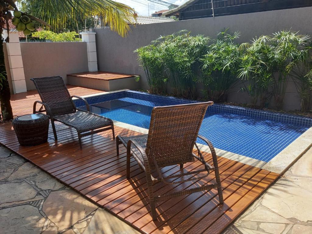  Belíssima Casa com Piscina