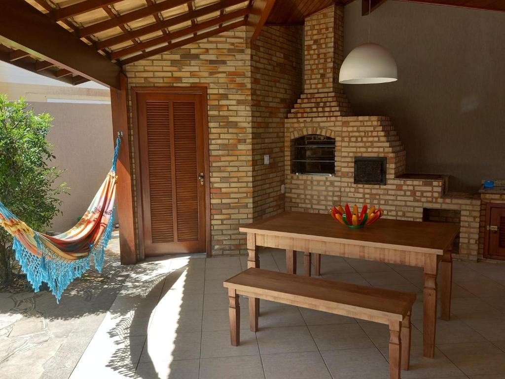 Belíssima Casa com Piscina