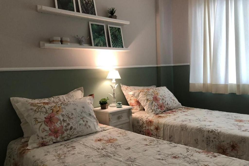  Apartamento na Praia Brava em Condomínio Completo