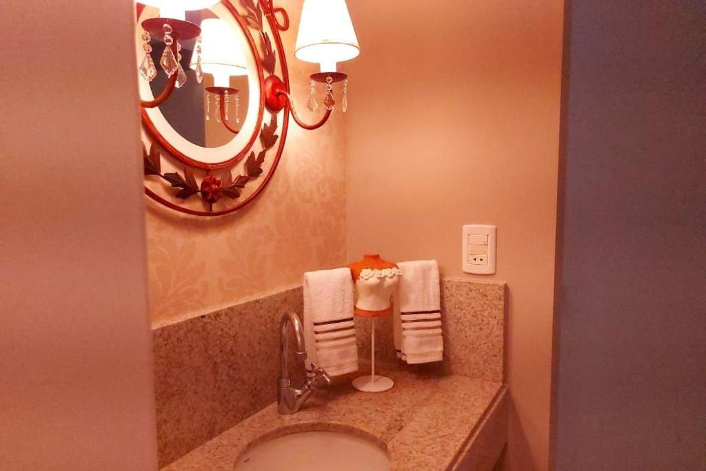  Apartamento na Praia Brava em Condomínio Completo